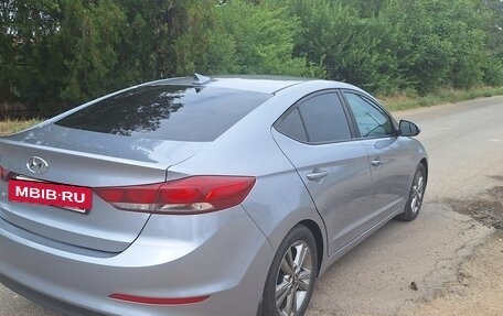 Hyundai Elantra VI рестайлинг, 2016 год, 1 350 000 рублей, 5 фотография