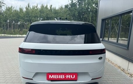 Land Rover Range Rover Sport, 2023 год, 13 999 000 рублей, 5 фотография