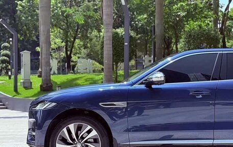 Jaguar F-Pace, 2022 год, 3 180 000 рублей, 6 фотография