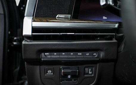 Cadillac Escalade V, 2025 год, 23 288 000 рублей, 12 фотография
