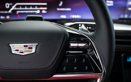 Cadillac Escalade V, 2025 год, 23 288 000 рублей, 32 фотография