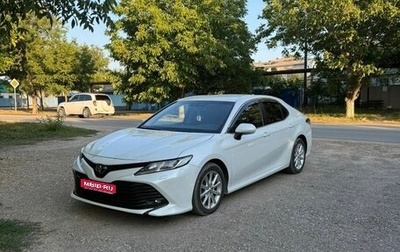 Toyota Camry, 2018 год, 2 450 000 рублей, 1 фотография