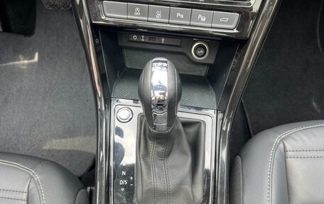 Volkswagen Touran III, 2022 год, 1 576 000 рублей, 9 фотография