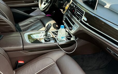 BMW 7 серия, 2017 год, 5 000 000 рублей, 2 фотография
