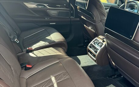 BMW 7 серия, 2017 год, 5 000 000 рублей, 3 фотография