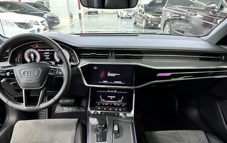 Audi A6, 2022 год, 3 200 000 рублей, 9 фотография