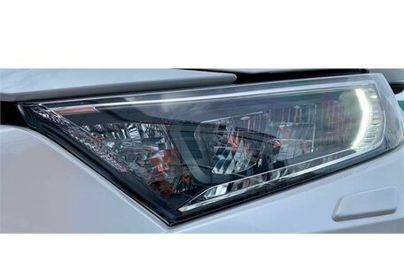 Toyota RAV4, 2019 год, 3 020 000 рублей, 14 фотография