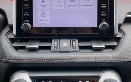 Toyota RAV4, 2019 год, 3 020 000 рублей, 20 фотография