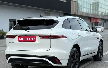 Jaguar F-Pace, 2022 год, 3 120 000 рублей, 4 фотография