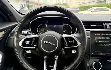 Jaguar F-Pace, 2022 год, 3 120 000 рублей, 13 фотография