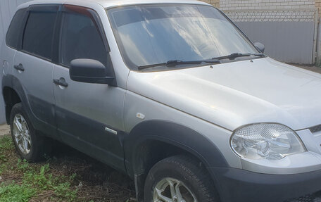 Chevrolet Niva I рестайлинг, 2012 год, 437 000 рублей, 1 фотография