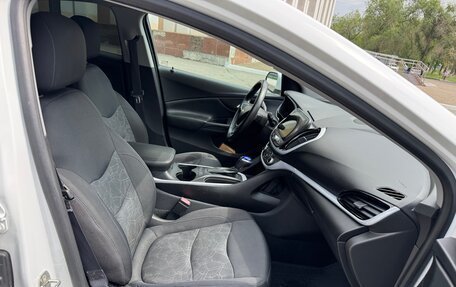 Chevrolet Volt II, 2015 год, 1 550 000 рублей, 24 фотография