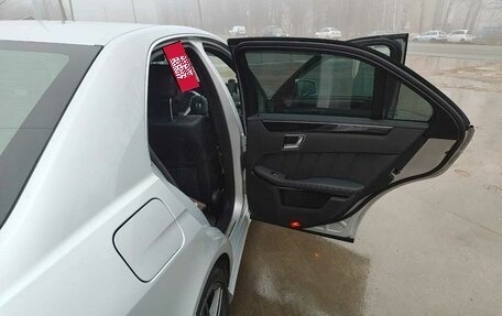 Mercedes-Benz E-Класс, 2012 год, 1 850 000 рублей, 10 фотография