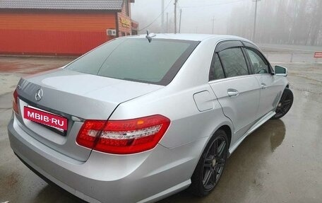 Mercedes-Benz E-Класс, 2012 год, 1 850 000 рублей, 6 фотография