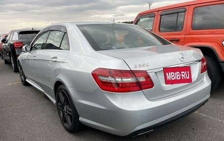 Mercedes-Benz E-Класс, 2012 год, 1 850 000 рублей, 17 фотография