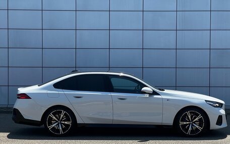 BMW 5 серия, 2024 год, 7 600 000 рублей, 3 фотография