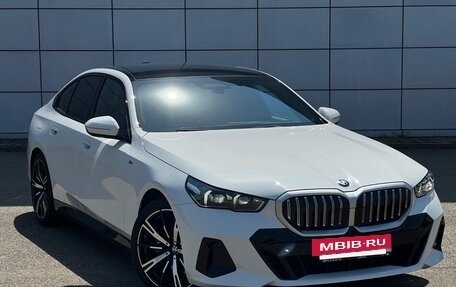 BMW 5 серия, 2024 год, 7 600 000 рублей, 5 фотография