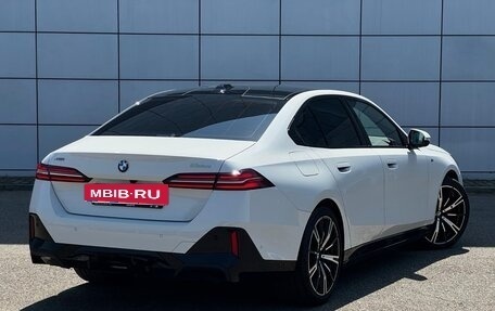 BMW 5 серия, 2024 год, 7 600 000 рублей, 15 фотография