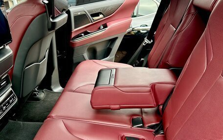 Lexus LX, 2024 год, 21 990 000 рублей, 6 фотография