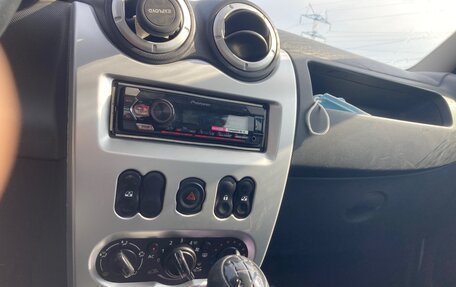 Renault Logan I, 2013 год, 485 000 рублей, 7 фотография