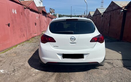 Opel Astra J, 2011 год, 670 000 рублей, 4 фотография