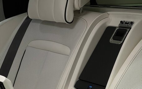 Rolls-Royce Cullinan, 2025 год, 79 000 000 рублей, 13 фотография