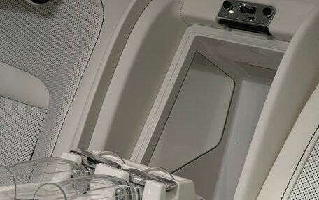 Rolls-Royce Cullinan, 2025 год, 79 000 000 рублей, 14 фотография