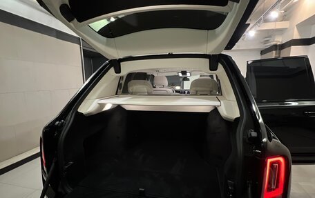 Rolls-Royce Cullinan, 2025 год, 79 000 000 рублей, 31 фотография