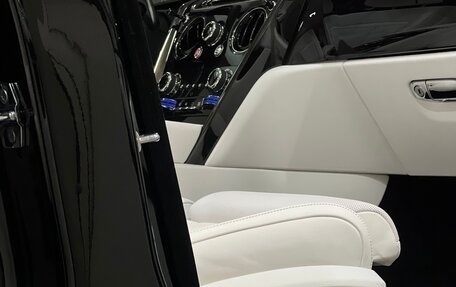 Rolls-Royce Cullinan, 2025 год, 79 000 000 рублей, 30 фотография