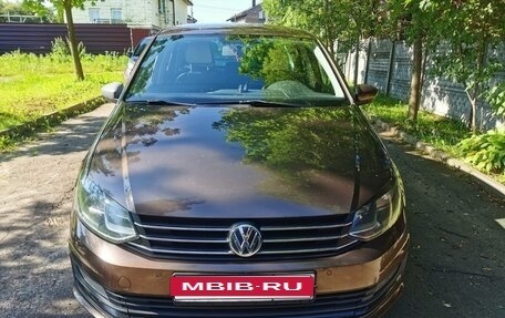 Volkswagen Polo VI (EU Market), 2018 год, 830 000 рублей, 2 фотография
