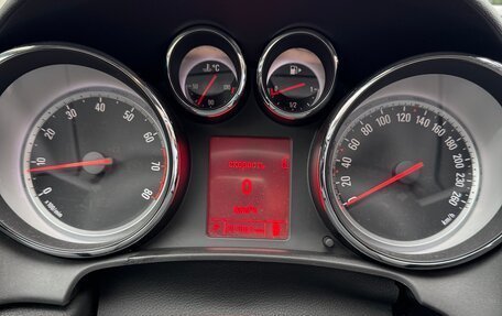 Opel Astra J, 2013 год, 900 000 рублей, 7 фотография