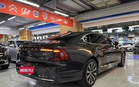 Volvo S90 II рестайлинг, 2021 год, 2 400 000 рублей, 4 фотография