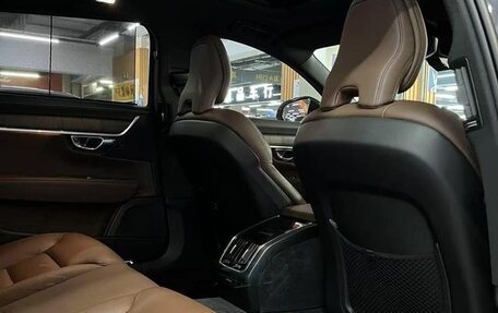 Volvo S90 II рестайлинг, 2021 год, 2 400 000 рублей, 12 фотография