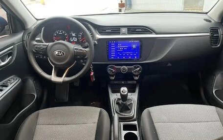 KIA Rio IV, 2021 год, 1 770 000 рублей, 5 фотография