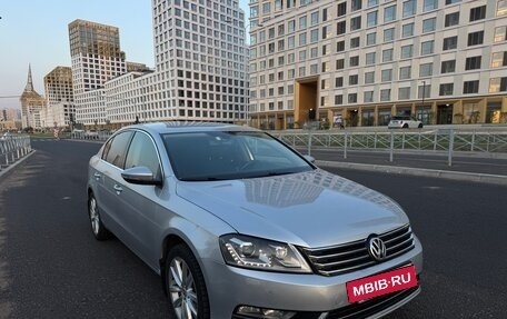 Volkswagen Passat B7, 2011 год, 1 100 000 рублей, 2 фотография