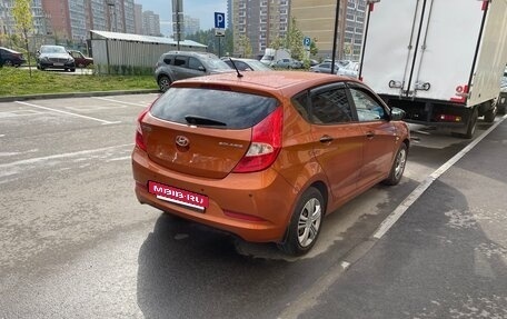 Hyundai Solaris II рестайлинг, 2015 год, 800 000 рублей, 4 фотография