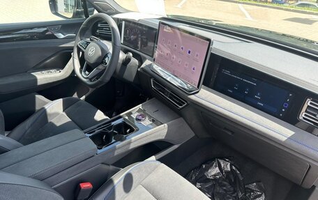 Volkswagen Tiguan, 2024 год, 4 880 000 рублей, 3 фотография