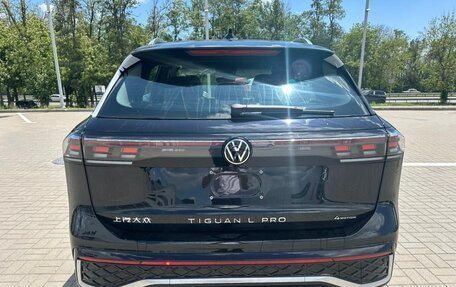 Volkswagen Tiguan, 2024 год, 4 880 000 рублей, 5 фотография