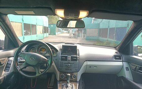 Mercedes-Benz C-Класс, 2010 год, 820 000 рублей, 2 фотография