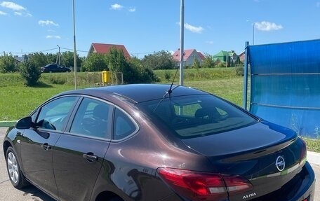 Opel Astra J, 2014 год, 1 100 000 рублей, 6 фотография