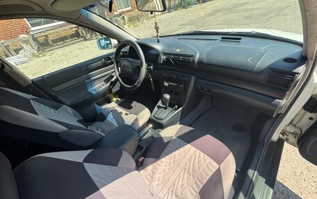 Audi A4, 1997 год, 390 000 рублей, 19 фотография