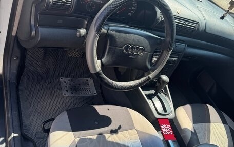 Audi A4, 1997 год, 390 000 рублей, 26 фотография