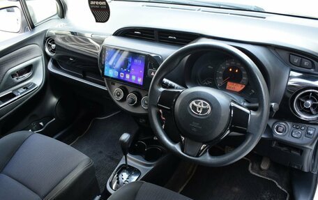Toyota Vitz, 2017 год, 1 040 000 рублей, 9 фотография