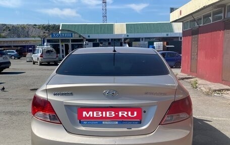 Hyundai Solaris II рестайлинг, 2011 год, 545 000 рублей, 5 фотография