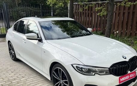 BMW 3 серия, 2019 год, 1 фотография