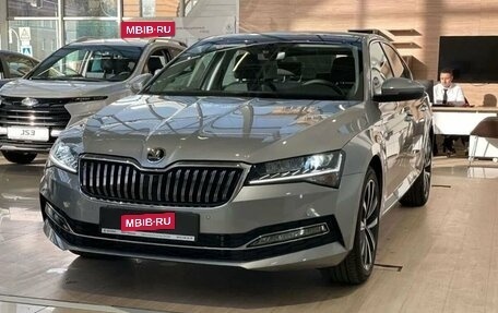 Skoda Superb III рестайлинг, 2025 год, 3 890 000 рублей, 1 фотография