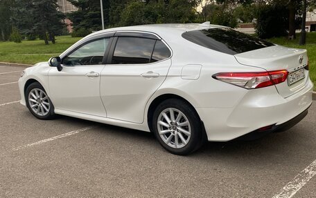 Toyota Camry, 2021 год, 3 150 000 рублей, 4 фотография