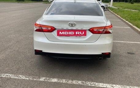 Toyota Camry, 2021 год, 3 150 000 рублей, 5 фотография