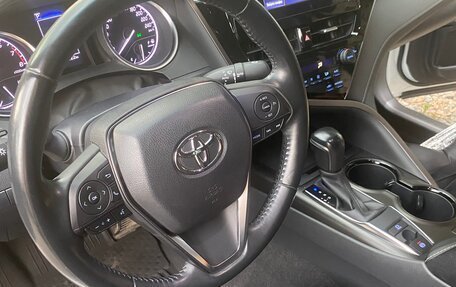 Toyota Camry, 2021 год, 3 150 000 рублей, 8 фотография