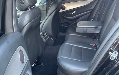 Mercedes-Benz E-Класс, 2019 год, 2 100 000 рублей, 10 фотография
